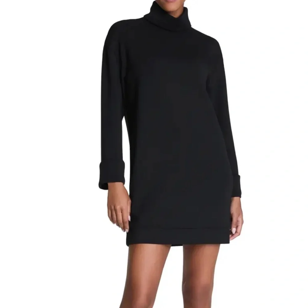 SPANX AirEssentials Turtleneck Long Sleeve Dress in Black Size M